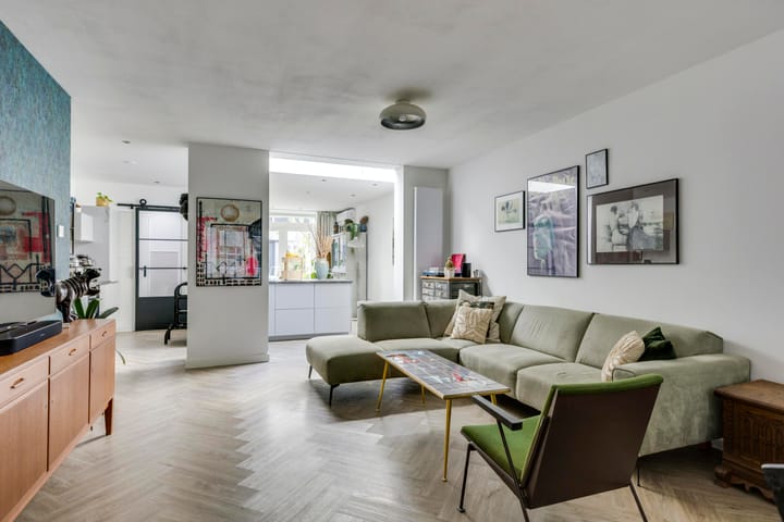 Foto 10 van Zeelsterstraat 215