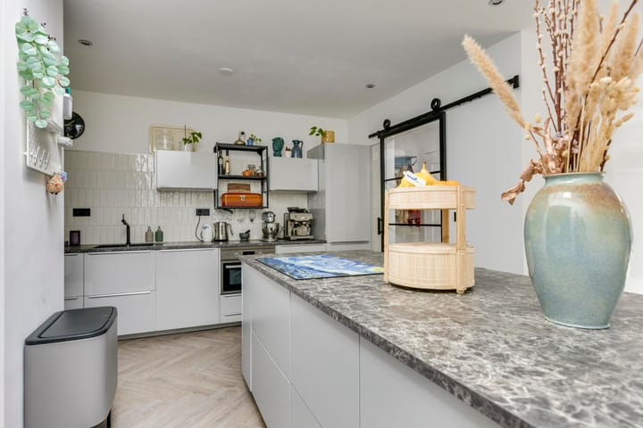 Foto 16 van Zeelsterstraat 215