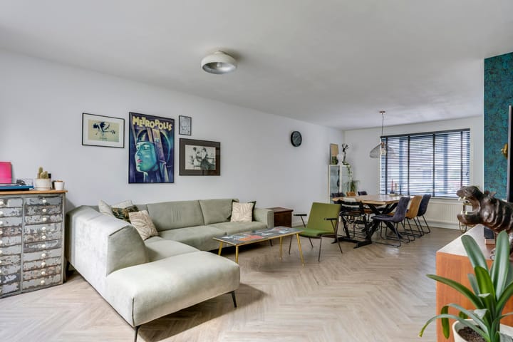 Foto 2 van Zeelsterstraat 215