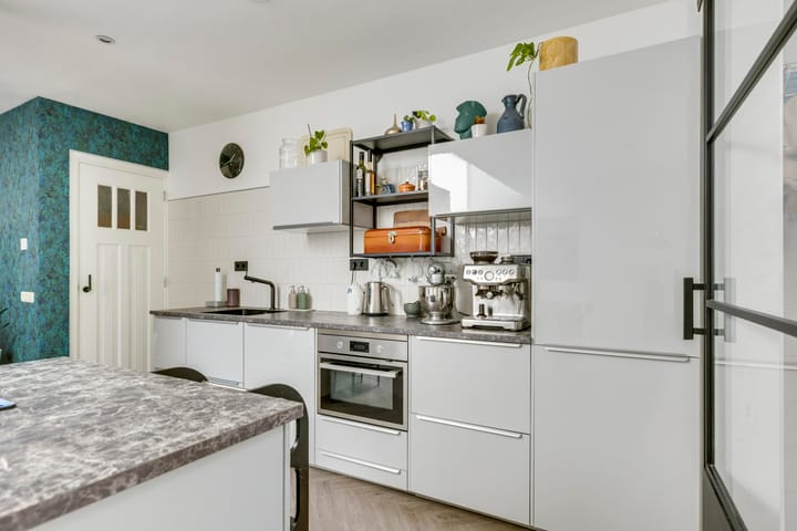 Foto 15 van Zeelsterstraat 215