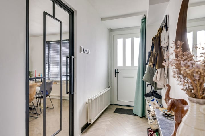 Foto 21 van Zeelsterstraat 215