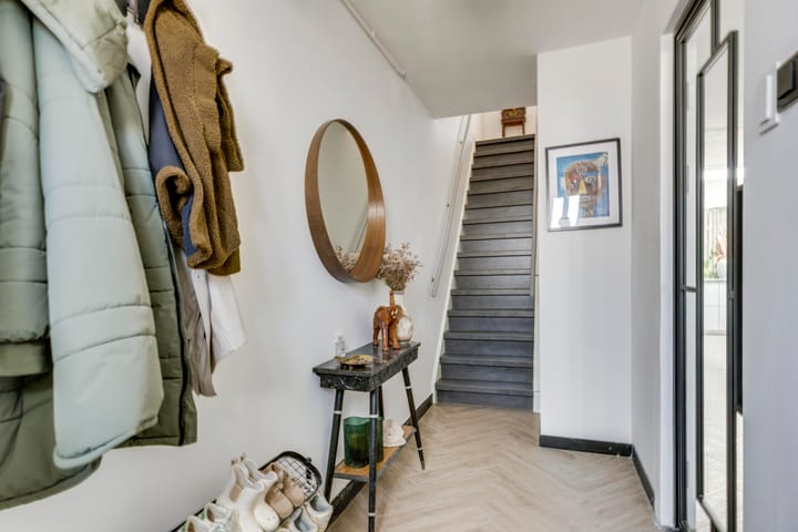 Foto 22 van Zeelsterstraat 215