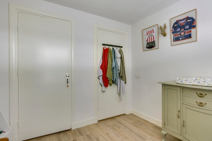 Foto 26 van Zeelsterstraat 215