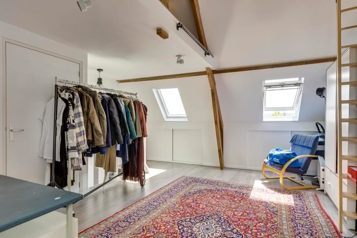 Foto 34 van Zeelsterstraat 215