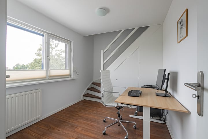 Photo 13 of Willem-Alexanderstraat 2