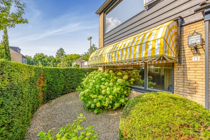 Foto 6 van 's-Gravenwaarde 13