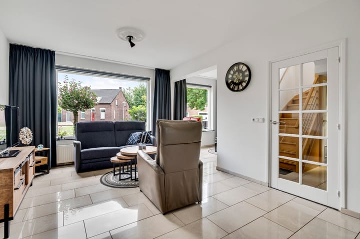 Foto 10 van Voogdenstraat 9