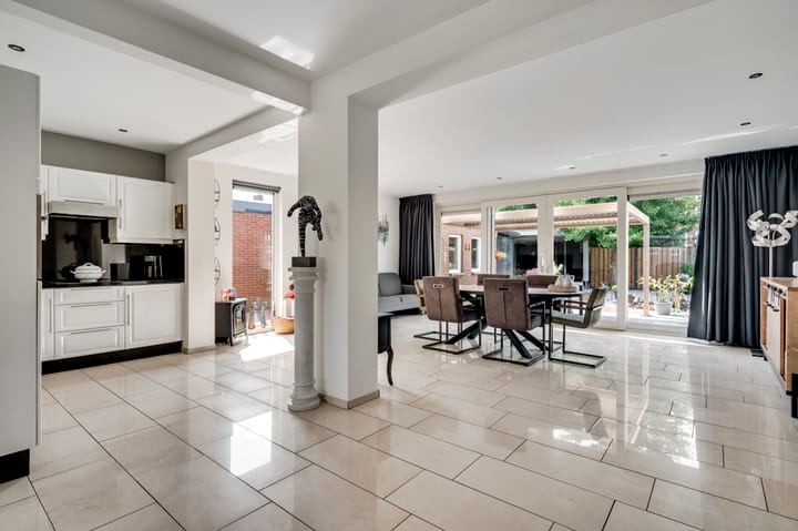 Foto 13 van Voogdenstraat 9