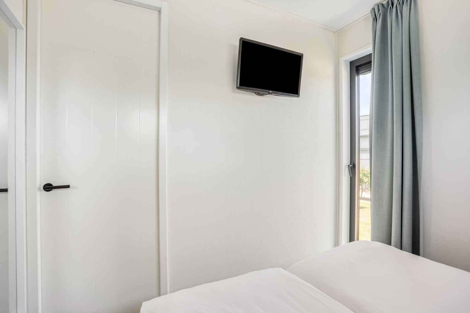 Foto 21 van Zuideruitweg 68-24