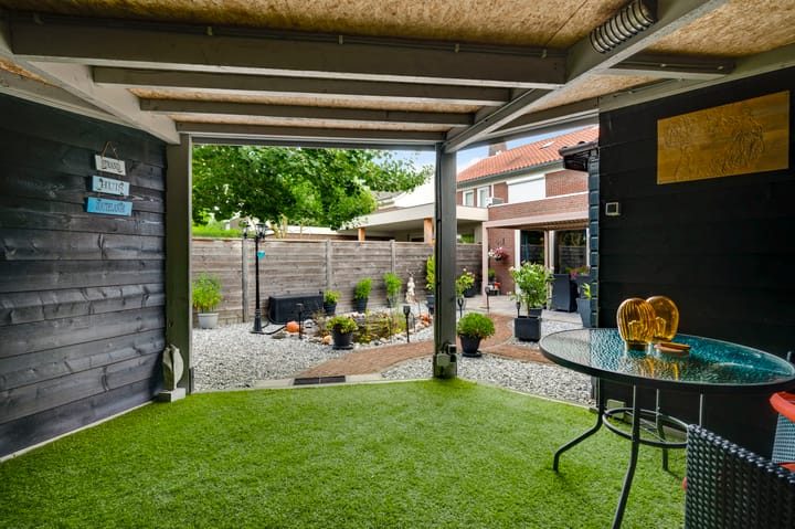 Foto 29 van Voogdenstraat 9