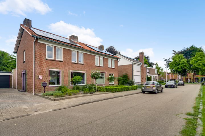 Foto 33 van Voogdenstraat 9