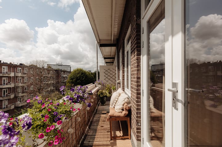 Photo 10 of Admiraal De Ruijterweg 411-3