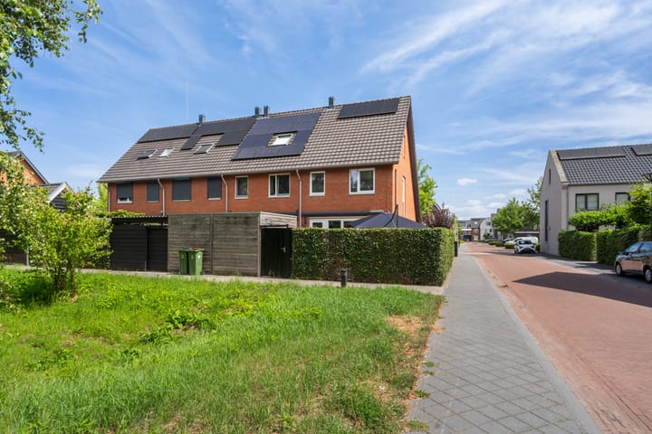 Photo 32 of Watersnipweide 94