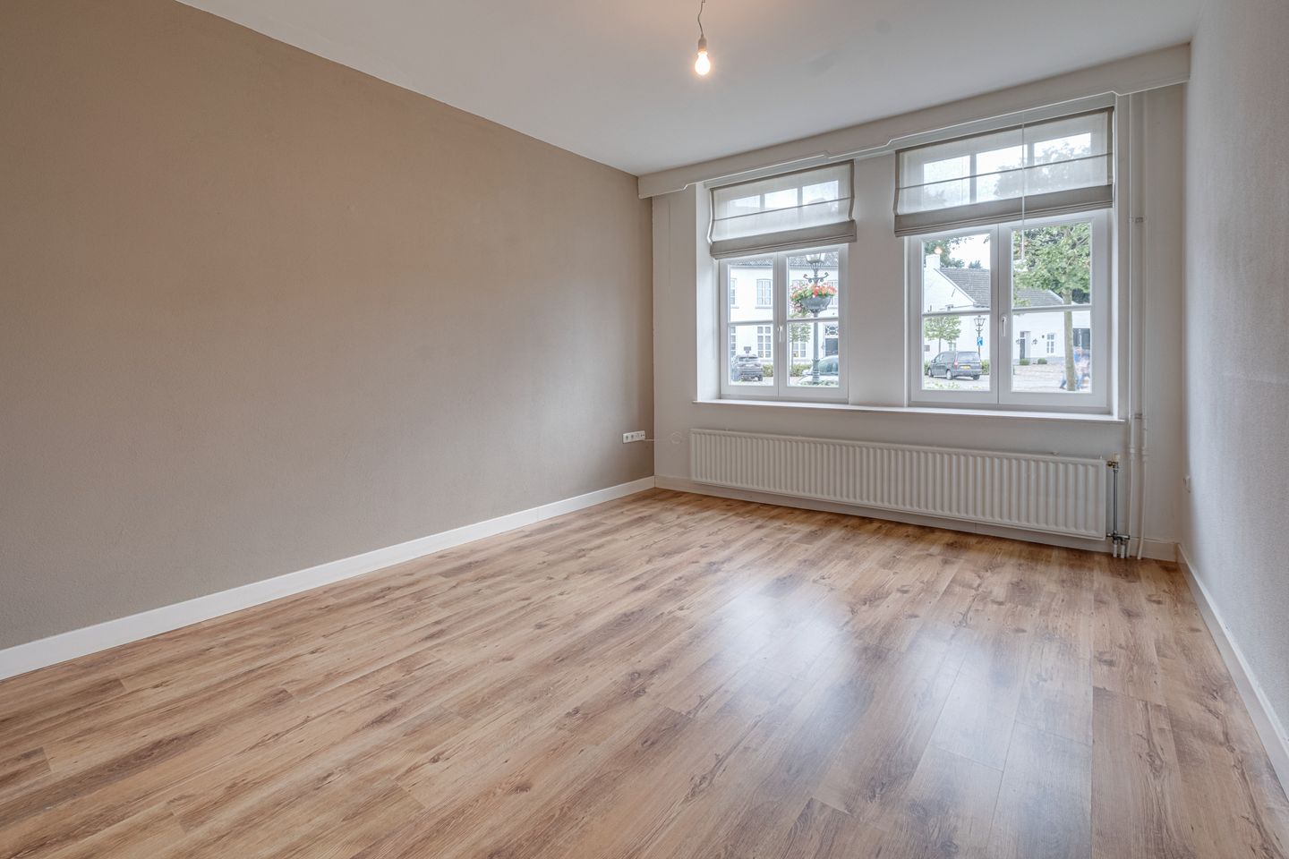 Foto 10 van Jan van Steffeswertplein 7