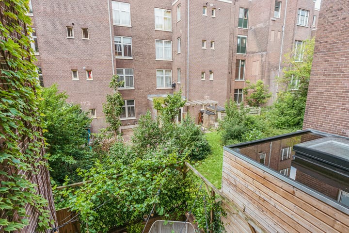 Photo 5 of Van Houweningenstraat 72-1