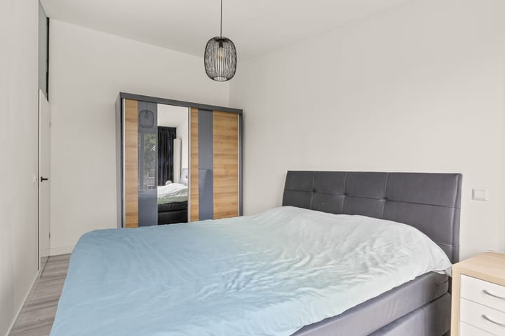 Photo 24 of Koningin Wilhelminastraat 11