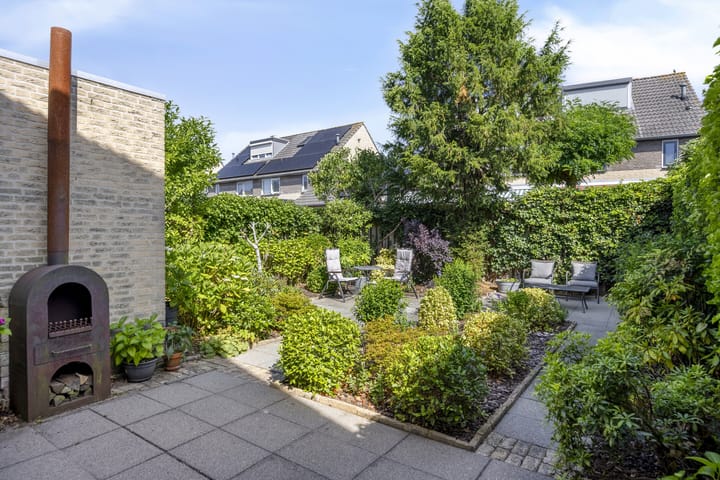 Photo 26 of Meester van Goerlestraat 14