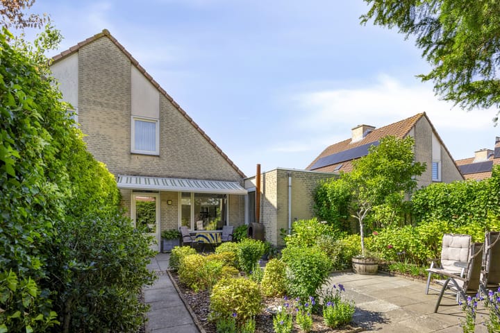 Photo 29 of Meester van Goerlestraat 14