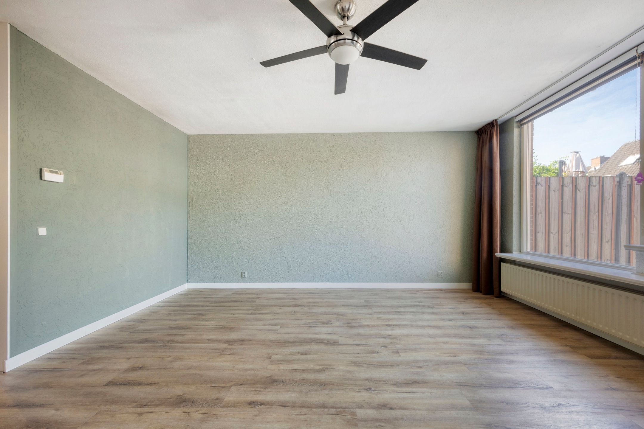 Foto 9 van Sering 136