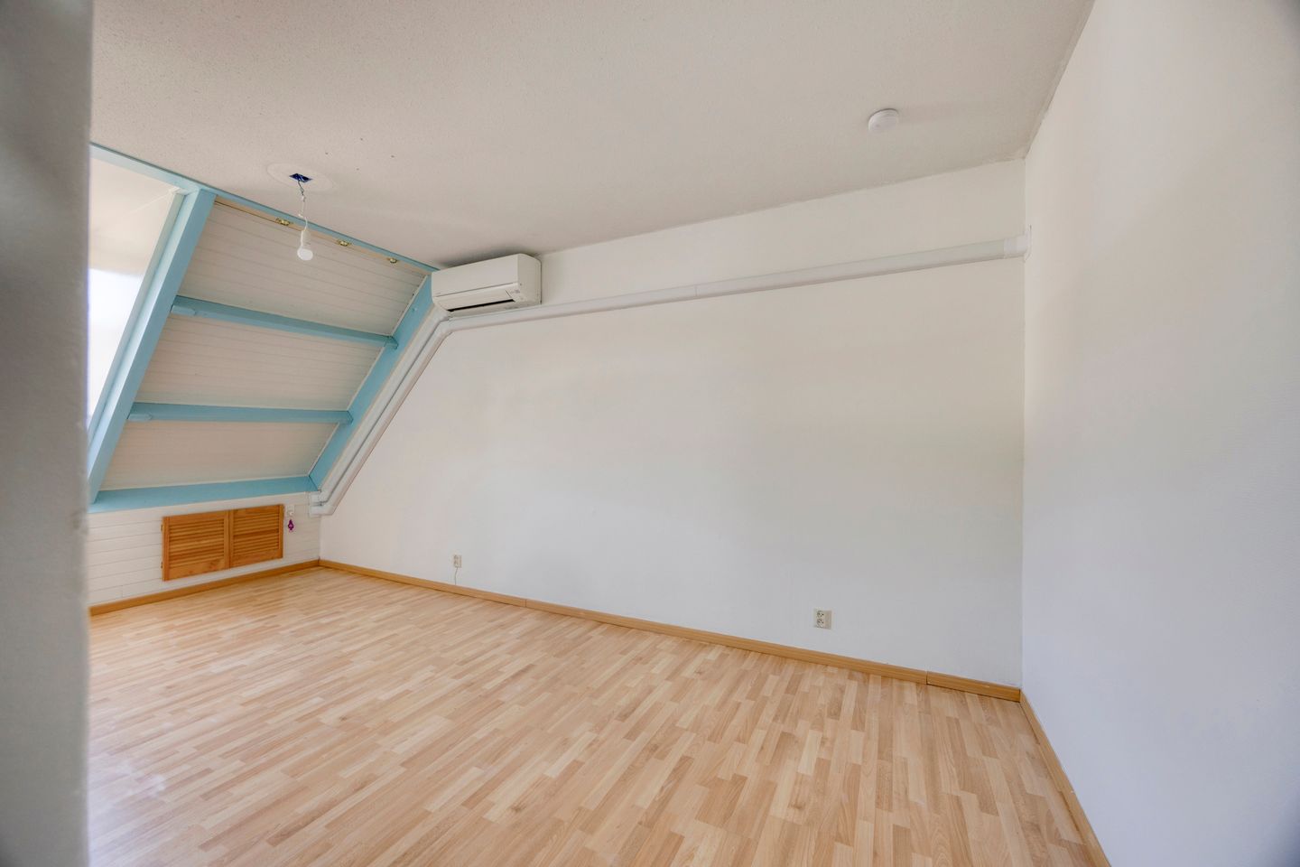 Foto 20 van Sering 136