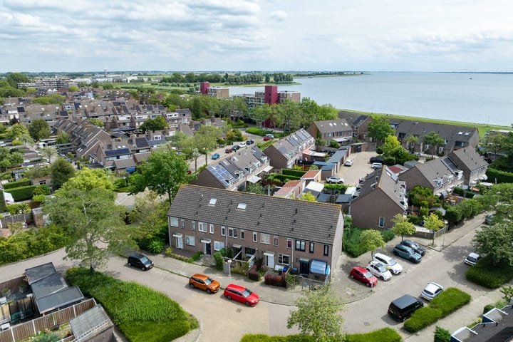 Foto 2 van Vaargeul 298