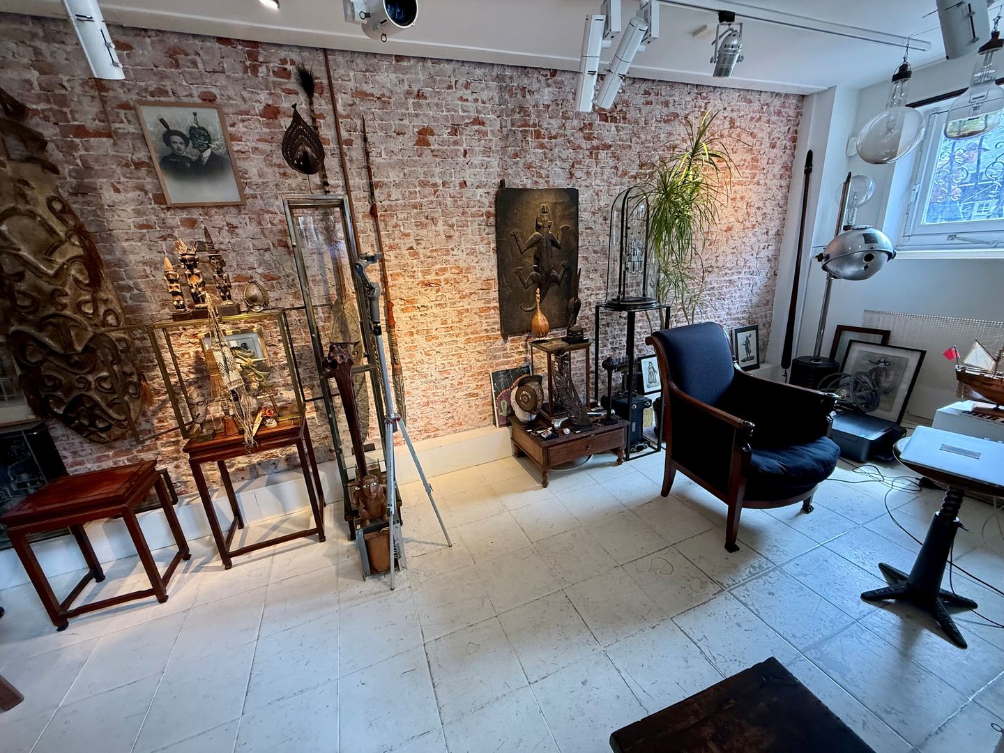View photo 5 of Weteringstraat 45-H