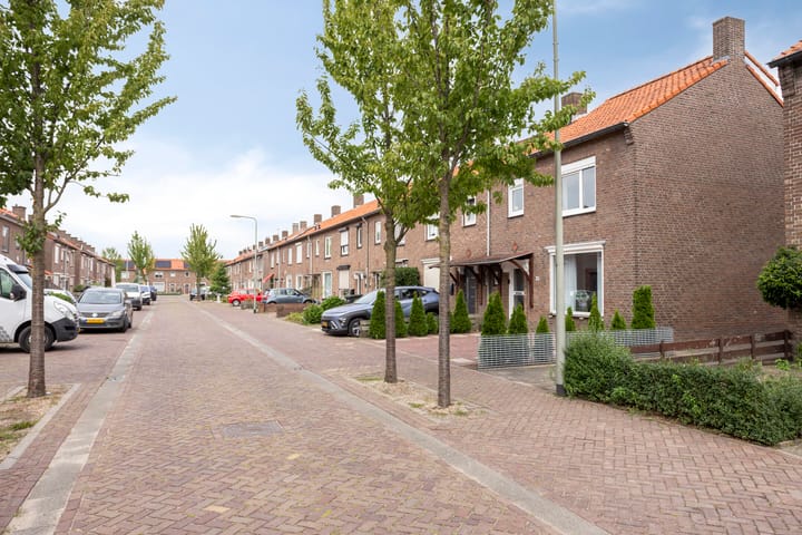 Foto 35 van Condorstraat 32