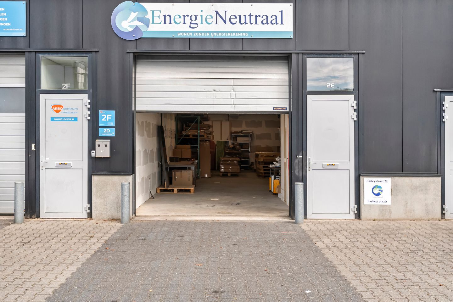 View photo 2 of Baileystraat 2-E