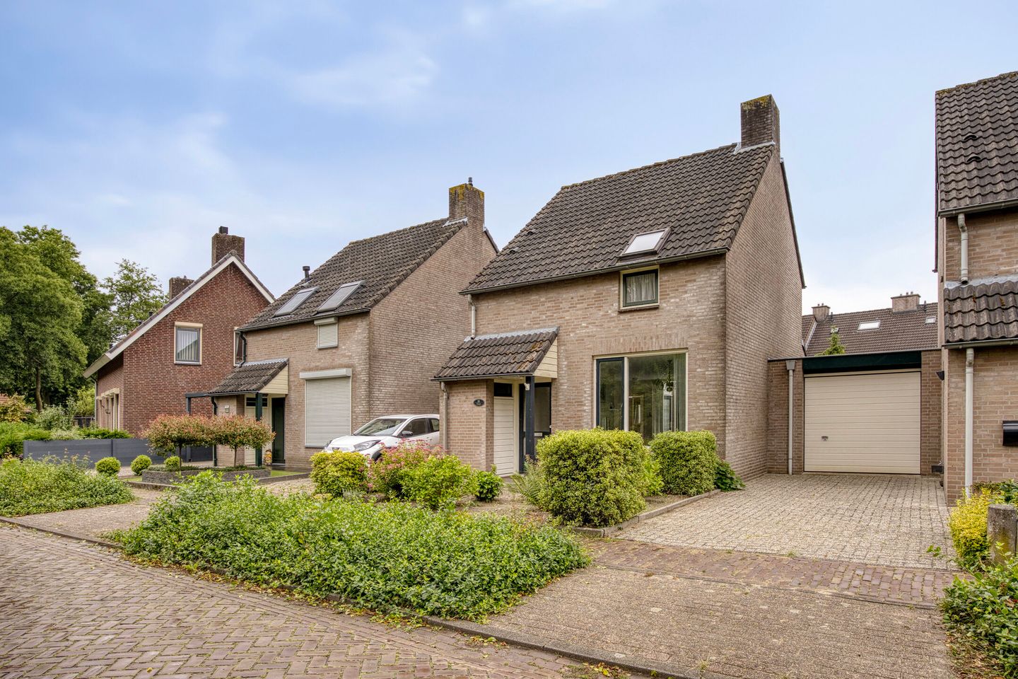 Foto 4 van Elzendreef 16