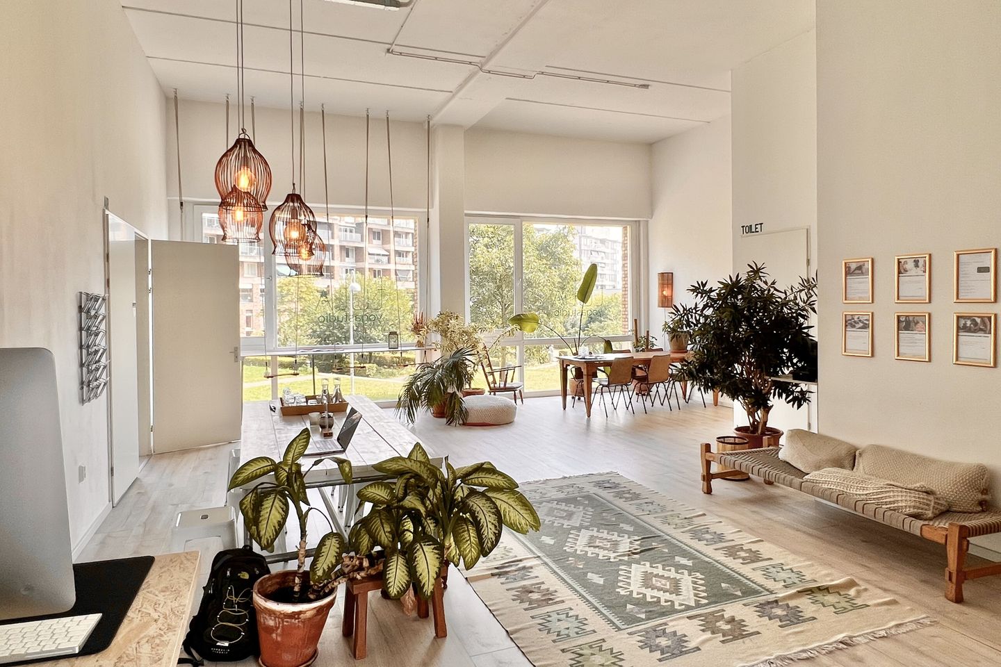 Bekijk foto 2 van Bos en Lommerplein 175