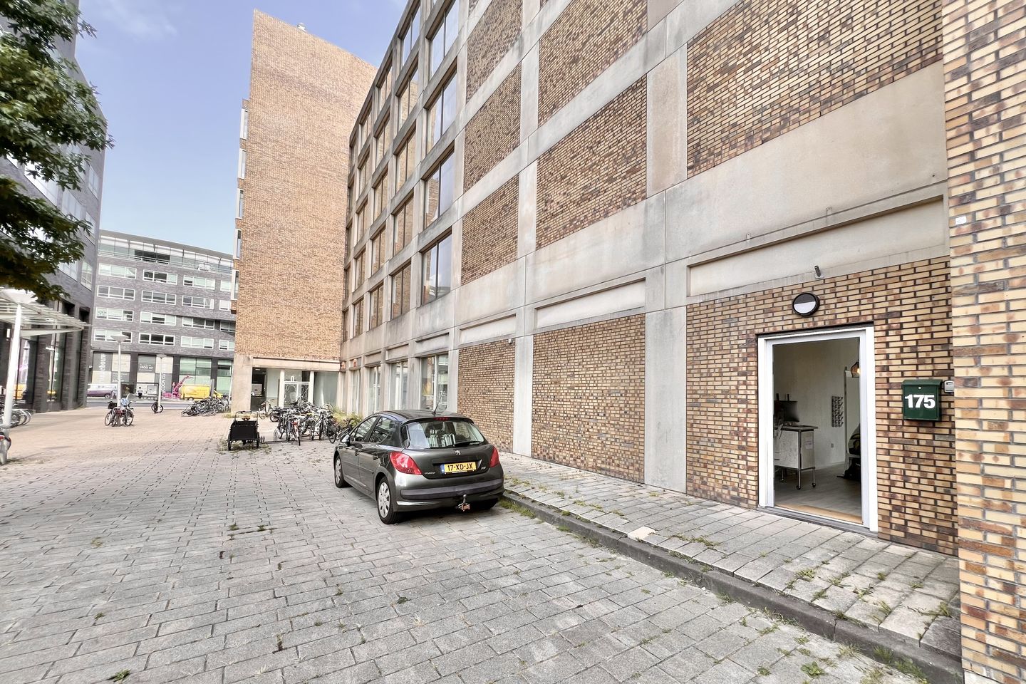 Bekijk foto 4 van Bos en Lommerplein 175