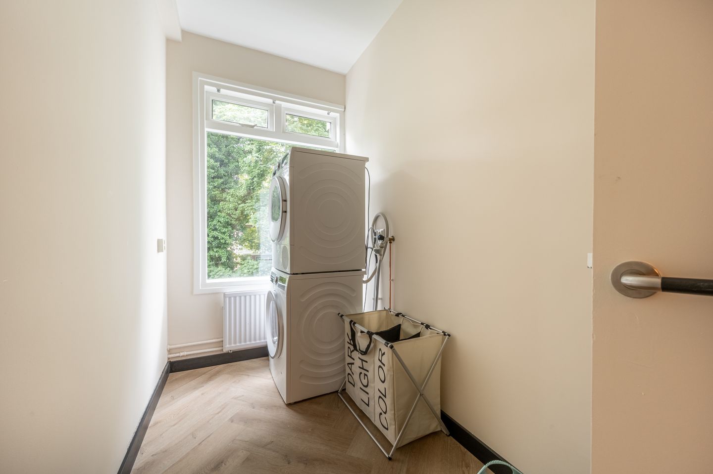 Photo 19 of Nieuwe Binnenweg 90-02L