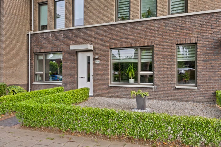 Foto 6 van Rijnstraat 2-40