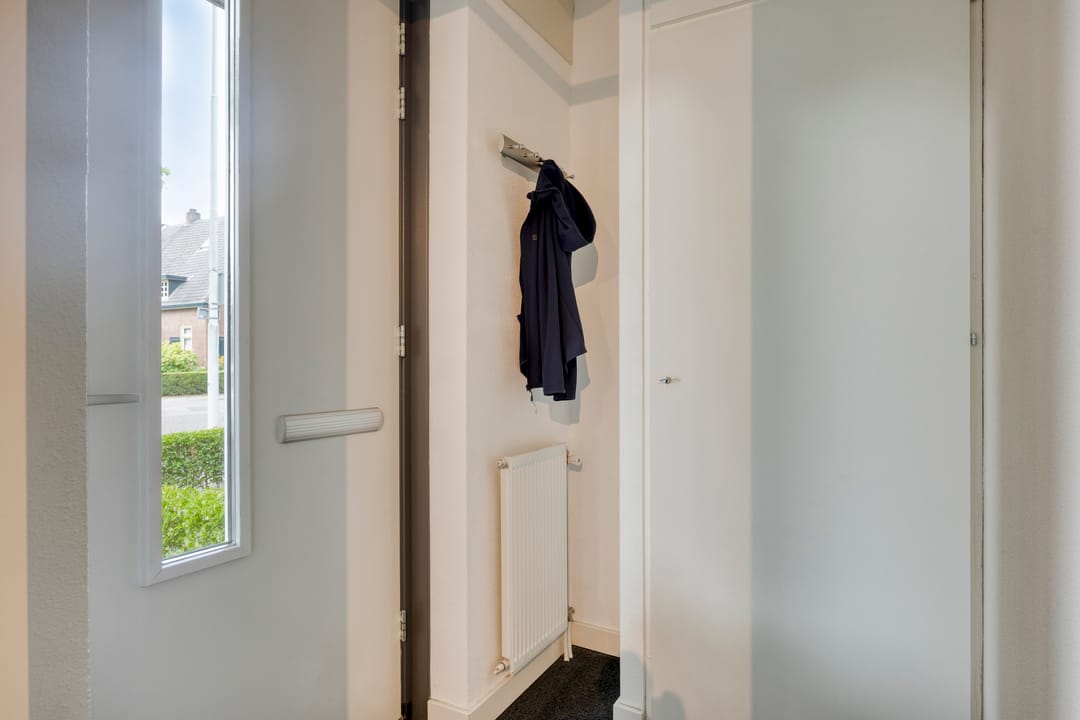 Photo 7 of Rijnstraat 2-40