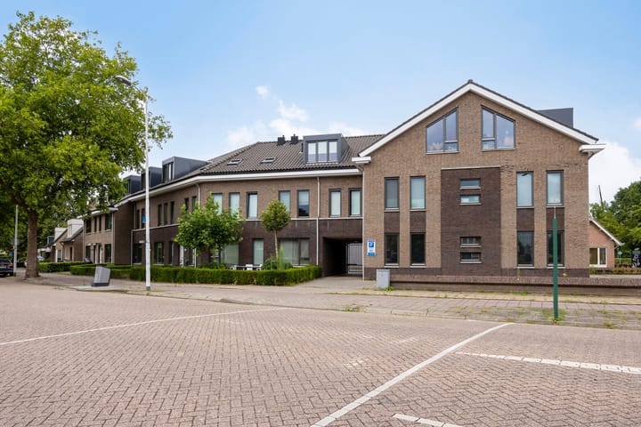 Foto 23 van Rijnstraat 2-40