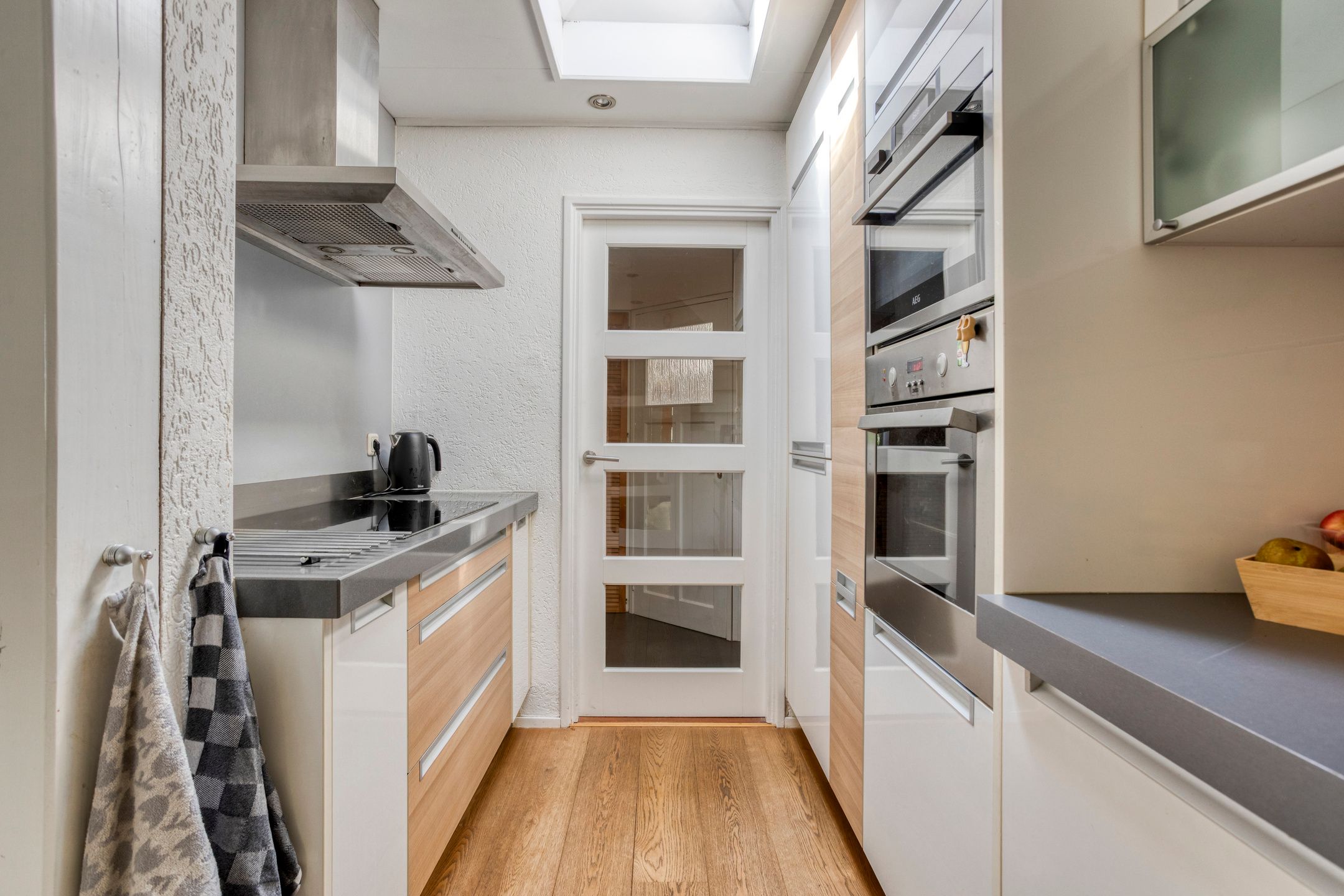 Photo 9 of van de Veldestraat 2