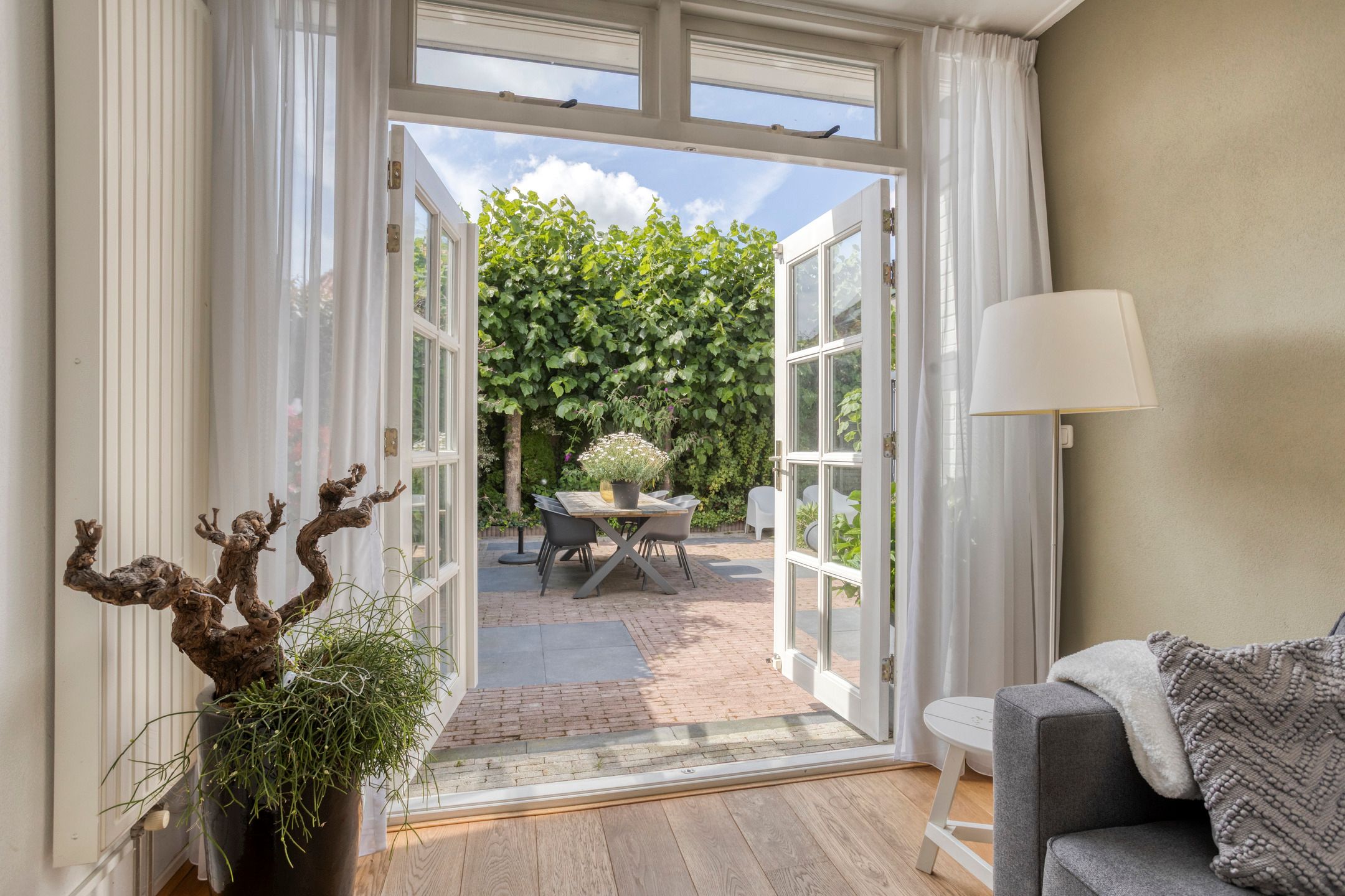 Photo 12 of van de Veldestraat 2