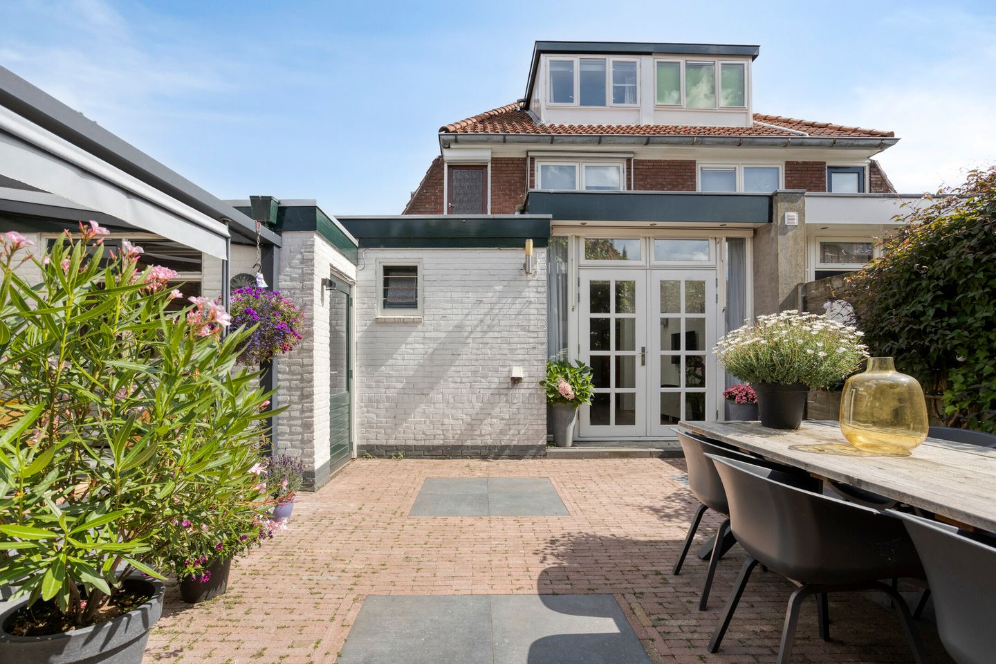 Photo 14 of van de Veldestraat 2