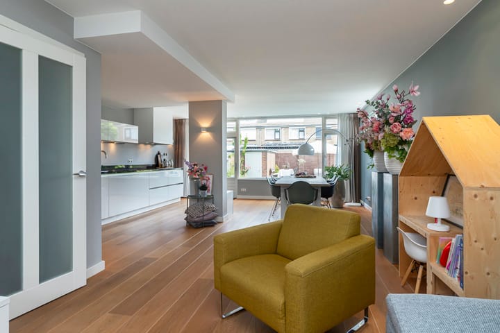 Foto 9 van Wassenaarstraat 12