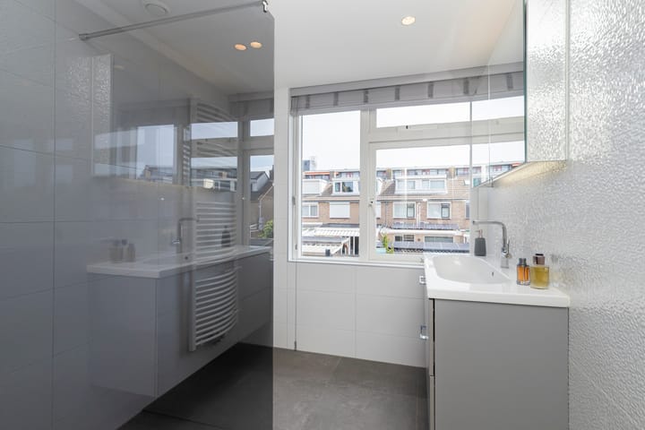 Foto 27 van Wassenaarstraat 12