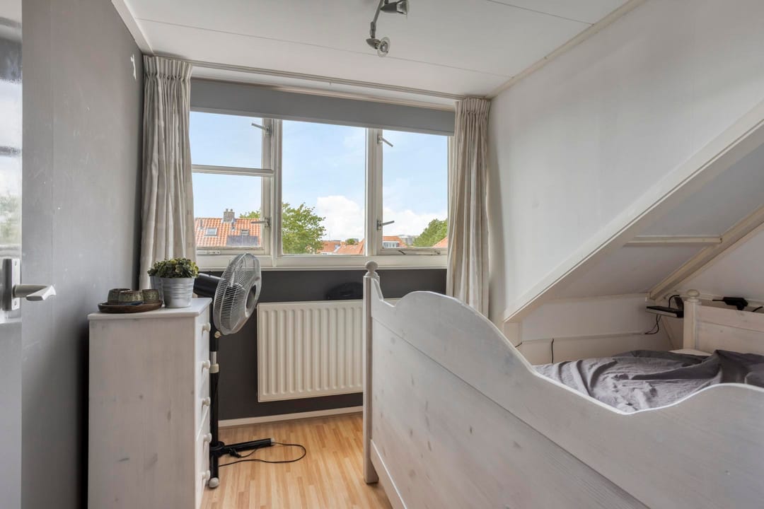 Photo 26 of van de Veldestraat 2