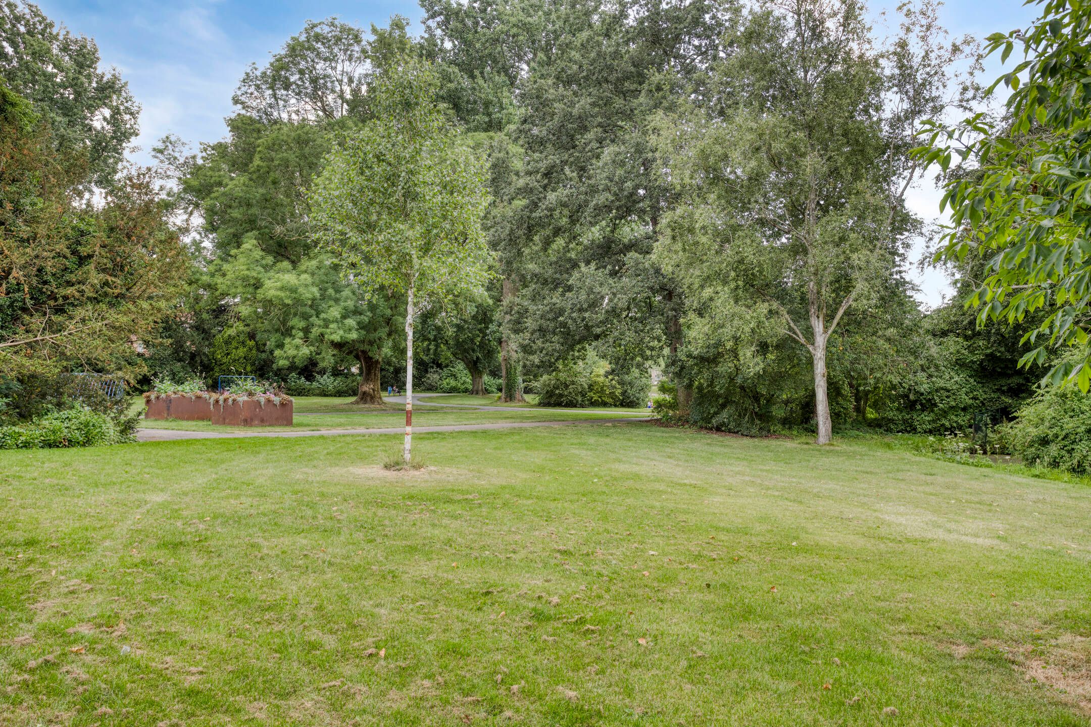 Photo 30 of van de Veldestraat 2