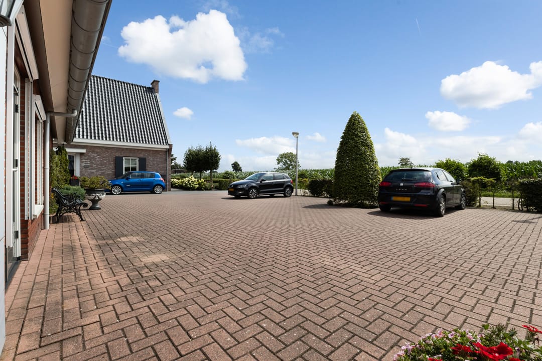 Photo 41 of Buurtweg 5-A