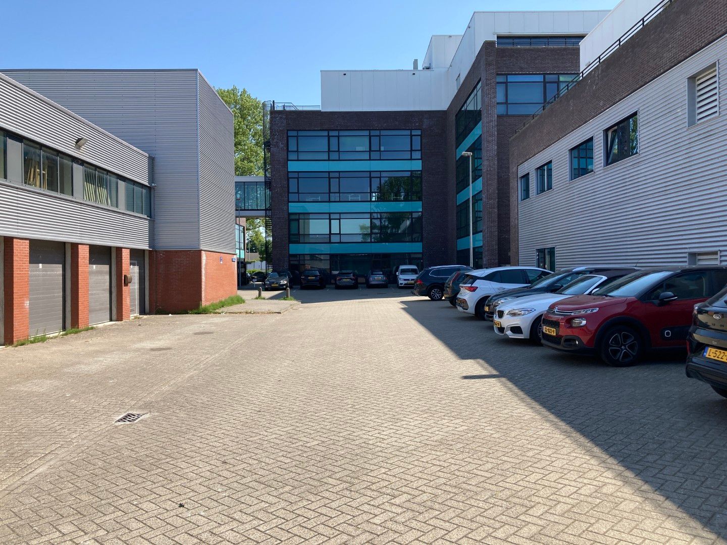 Bekijk foto 5 van Einthovenstraat 31