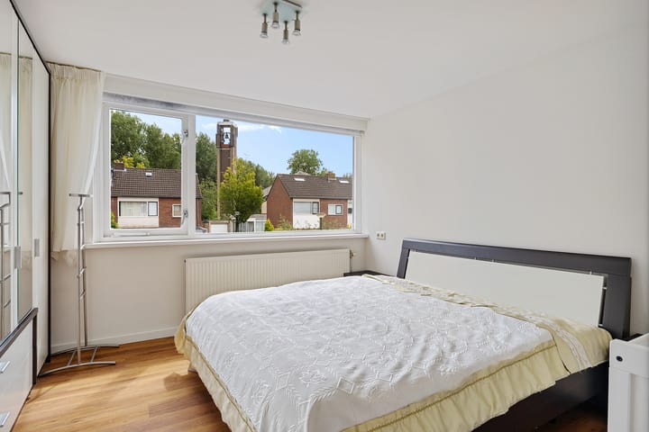 Foto 13 van Korenbloemstraat 23