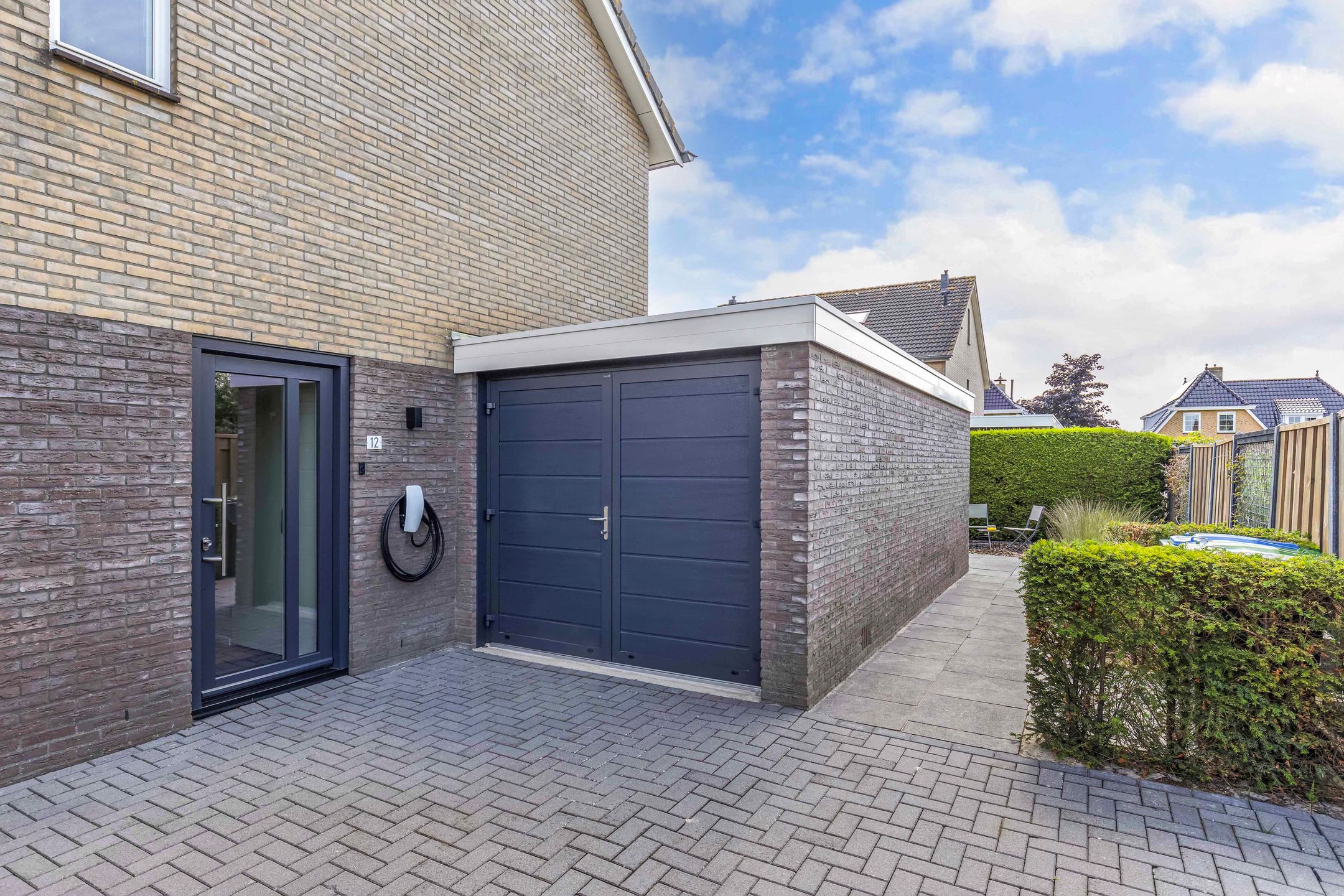 Foto 6 van Intang 12