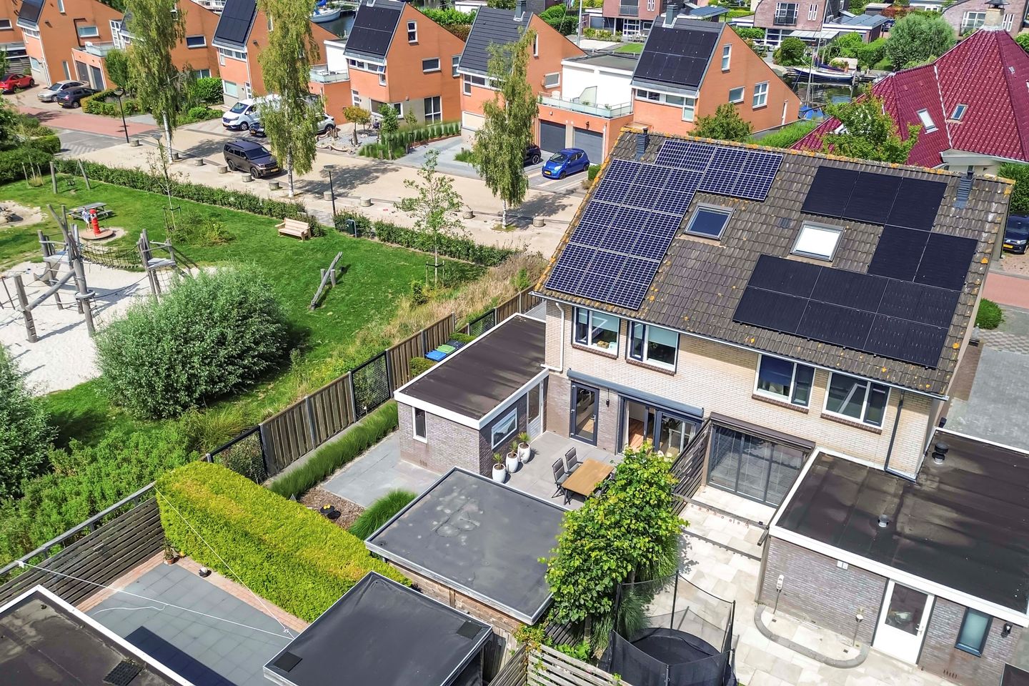 Foto 29 van Intang 12