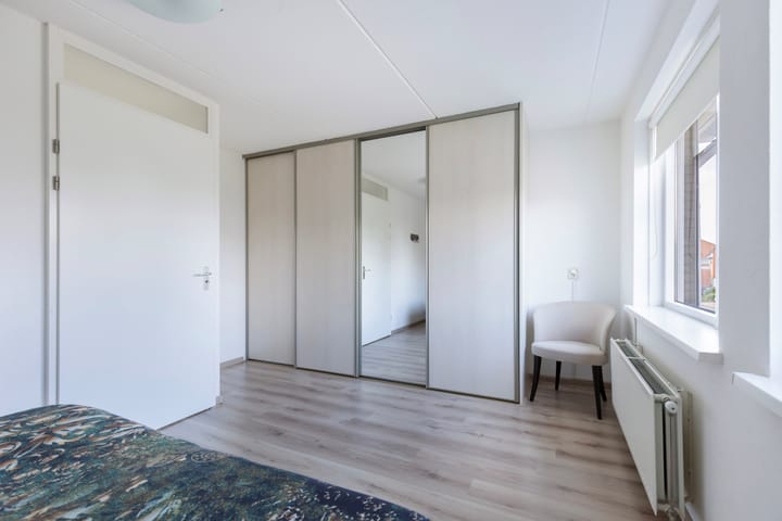 Foto 33 van Intang 12