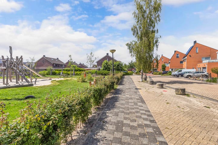 Foto 47 van Intang 12