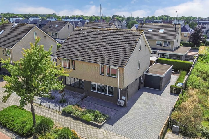 Foto 53 van Intang 12